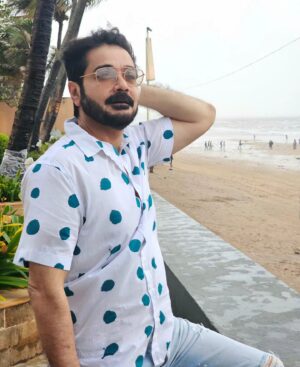 Prosenjit Chatterjee Instagram - आमची मुंबई vibes 😎