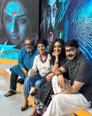 Prosenjit Chatterjee Instagram - At the @abpanandatv with team #Ajogya. Watch full interview here https://youtu.be/Ofyln3ftAFI?si=r30YmmUK6CxIhKWk 

@kgunedited @prosenstar @surinderfilms