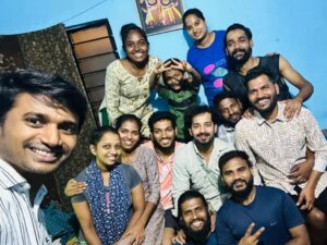 Pruthvi Ambaar Instagram - Had a very good time and interaction with these extremely talented and equally hardworking,  our Rangayana artists during my Mysore shoot visit 
#theater #pruthviambaar #rangayana #kannada