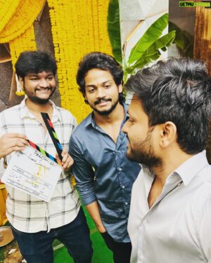 Pruthvi Mukka Instagram - Congratulations and All the best for your next move @shannu_7 mama! This is going to be mad level Shit! 
Ayomayam @prithvi_jhakaas , eagerly waiting to see magic on screen ! 
#AgentAnandSantosh 😎