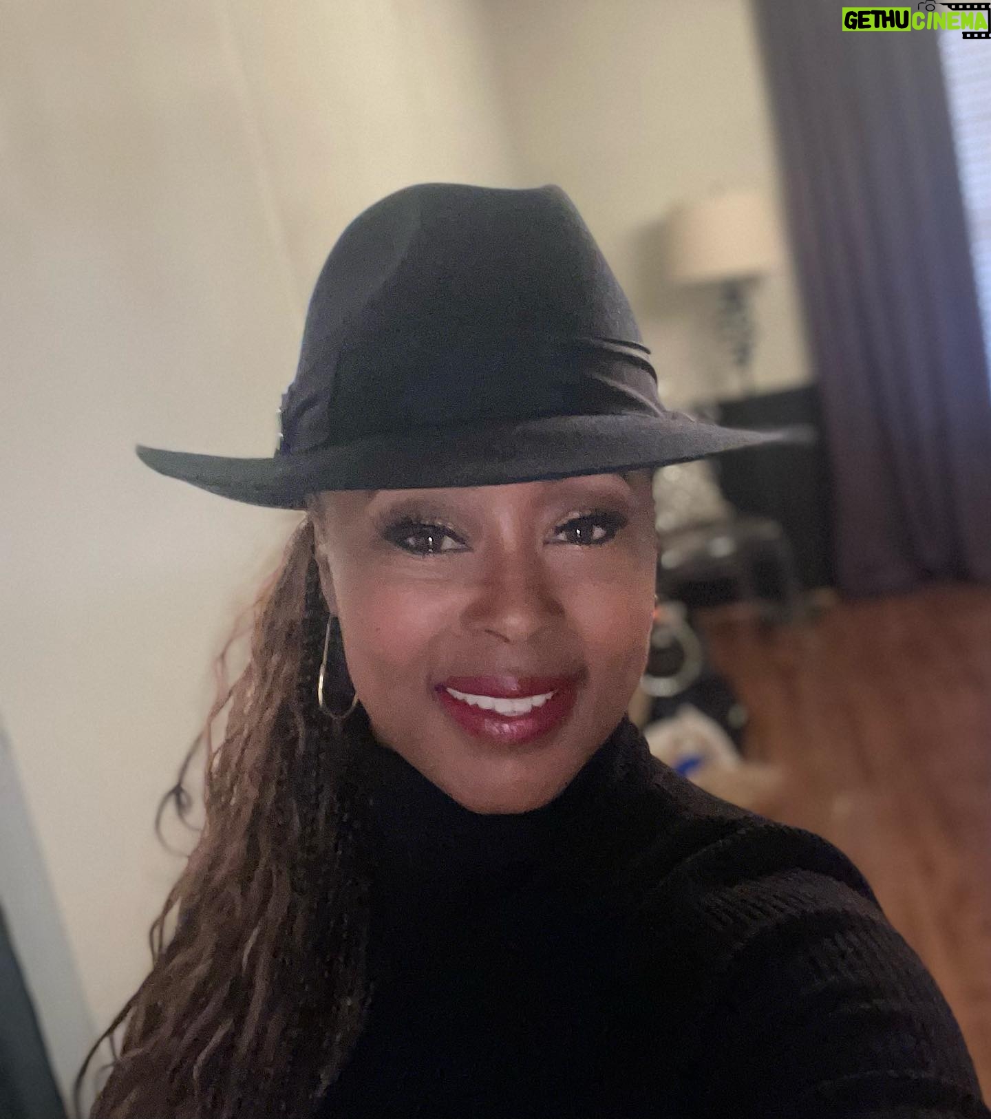 Ptosha Storey - 692 Likes - Hey Family !
Itās thankful Thursday . Letās get it ! šŖš¾š
#blessings
#itsyourtime
#theoval
#theovalonbet
#prayfornancy