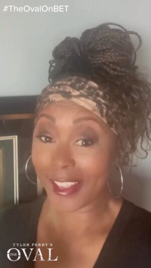 Ptosha Storey Instagram - I know Nancy can cook her butt off, but there’s so much more to love about her character. 👩🏾‍🍳🥘 See what 3 words @ptoshastorey used to describe her character. What would you say about Nancy? 💙 #TheOvalOnBET