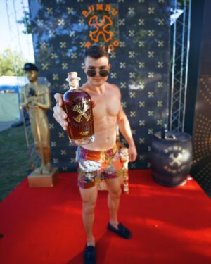 Pumped Gabo Instagram - Hirdetés | A rumok királya segíti az utunkat a szent földön! @originalbumbu #fogyaszdfelelősséggel #csak18évenfelülieknek