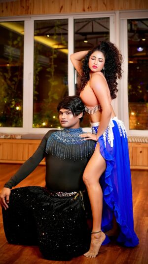 Pupul Bhuyan Instagram - Happy WORLD BELLY DANCE DAY 💃 to you all 

✨ This performance 🎭 I would like to dedicate to my most favourite teacher @tusharroy95 . Who is also dancing with me in this video . 
 Initially , it was very difficult to opt for a dance form which is non-Indian and we hardly watch Belly dance often. But the best part is, he has taught me this within few classes. Not only that he made me so confident that I could perform. It was beyond my imagination that I would ever be able to perform on a very new dance form at a beginners level, but trust me when you have a good teacher, you can conquer the world, and exactly that happened to me. He is an amazing human being and an extraordinary teacher. He made me fall in love with belly dancing, and I have promised him that I would definitely learn the advanced level and show you some more moves in future. I hope you enjoyed our piece of art ✨🧿💕🙏🏻