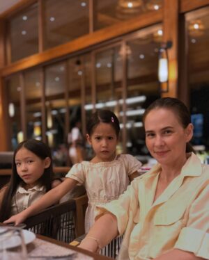 Puri Hiranprueck Instagram - สาวๆ แต่ละคน หัวจะปวด 😅😅 #mygirls #puriannricharisa❤️