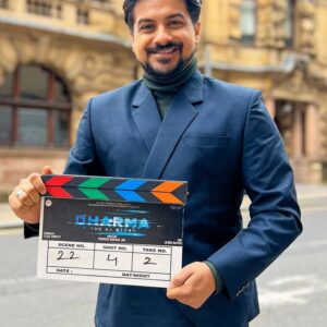 Pushkar Jog Instagram - आर्टिफिशियल इंटेलिजन्सवर आधारित 'धर्मा- दि एआय स्टोरी' लवकरच... 

एका वेगळ्या विषयावर भाष्य करणारा 'धर्मा- दि एआय स्टोरी' लवकरच चित्रपटगृहात प्रदर्शित होईल. आर्टिफिशियल इंटेलिजन्सवर आधारित हा पहिलाच मराठी चित्रपट असणार असून  नुकतीच या चित्रपटाची घोषणा करण्यात आली आहे. बियु प्रॉडक्शन निर्मित 'धर्मा- दि एआय स्टोरी'चे पुष्कर सुरेखा जोग दिग्दर्शक आहेत. पुष्कर जोग यांनी मराठी सिनेसृष्टीला नेहमीच हटके विषय दिले आहे. त्यांचा प्रत्येक चित्रपट हा नाविन्यपूर्ण असतो, त्यामुळे या चित्रपटाच्या माध्यमातूनही प्रेक्षकांना नक्कीच काहीतरी भन्नाट पाहायला मिळेल.  या चित्रपटाच्या तेजल पिंपळे निर्मात्या आहेत. तर पुष्कर सुरेखा जोग, दीप्ती लेले आणि स्मिता गोंदकर यात प्रमुख भूमिकेत दिसतील.

 
#pushkarjog #dharma #newfilm #deeptilele #smitagondkar #cinegossips