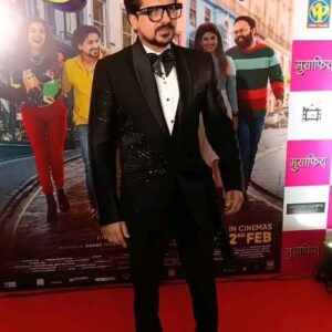 Pushkar Jog Instagram - मुसाफिरा चित्रपटाच्या प्रीमियर सोहळ्याला अभिनेता, दिग्दर्शक पुष्कर जोग याचा दमदार लूक...

#pushkarjog #Musafira #moviepremiere