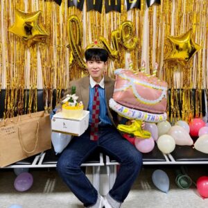 Pyo Ji-hoon Instagram - 어제는 지훈이 생일😀
축하해주신 많은 분들 감사합니다