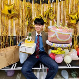 Pyo Ji-hoon Instagram - 어제는 지훈이 생일😀
축하해주신 많은 분들 감사합니다