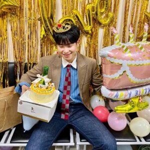 Pyo Ji-hoon Instagram - 어제는 지훈이 생일😀
축하해주신 많은 분들 감사합니다
