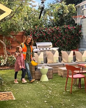 Pyper Braun Instagram - Thank you for including me in another awesome episode of @nickthatgirllaylay on @nickelodeon !
•
TV moms are the best and @andreabarber makes the job just that much better! We love you to pieces!
•
And to the rest of the cast and crew….THANK YOU!! 
We are humbled and honored to be able to work with you all.
•
@nickthatgirllaylay 
@peytonperrine 
@tommyhobson 
@itsmetiffd 
@ronhart44 
@johndbeck 
@natalievandoren 
@dylan.acting 
•
#setlife #nickelodeon #thatgirllaylay #tvmom #blessed
