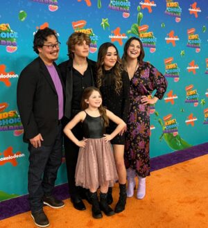 Pyper Braun Instagram - What a night! Thank you @nickelodeon and @kidschoiceawards for having us! It was such a dream! 
•
Erin & Aaron coming to Nick April 20th with a 2 episode special!
•
#blessed #nickelodeon #setlife #actress #thisis9 #cloud9 #kidschoiceawards2023 #onlyonnick #orangeblimp #grateful #humble 
@zunieclothing @martinlanechristopher 
@drmartensusa