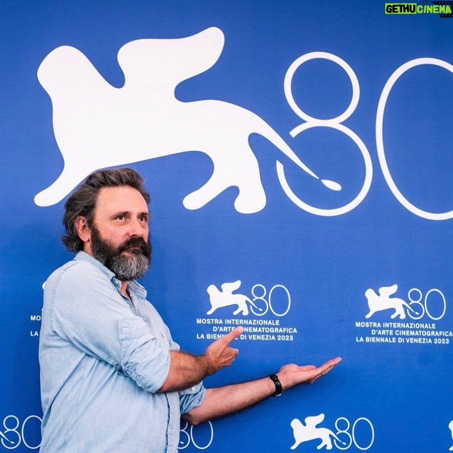 Quentin Dupieux - 6.1K Likes - MERCI @labiennale šššš @edouardbaer #anaĆÆsdemoustier @atelierdeproduction #kinology #joanleboru š #laurentnicolas š«¶š»
DAAAAAALI ! ā> 2024