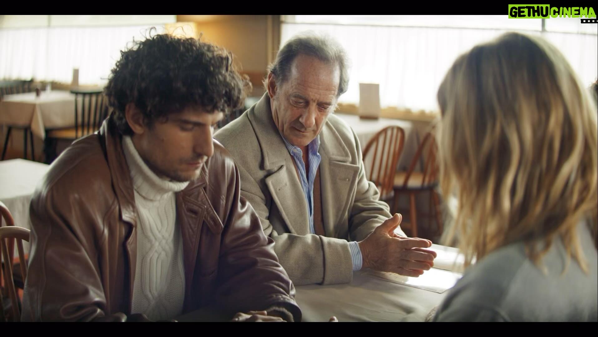 Quentin Dupieux - 6.9K Likes - Extrait du 2ĆØme acte du film LE DEUXIĆME ACTE ⢠ouverture du @festivaldecannes ⢠sortie le 14 Mai š« ⢠avec LĆ©a Seydoux ⢠Vincent Lindon ⢠Louis Garrel ⢠@raphael.quenard ⢠@manuel.guillot ⢠Direction artistique & dĆ©cors Joan Le Boru š ⢠produit par @hugoselignac @diaphana