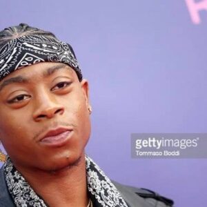 RJ Cyler Instagram - Vibes at the premier of  @rapshitonmax an @issarae joint streaming JULY 21st 🔥🔥💪🏾💪🏾. The Queens bout to flip the world 🙏🏾🙏🏾
.
.
.
.
.
.
.
.
.
.
.
.
.
.Big shouts to the dream team ⬇️⬇️
Grooming : @elysethoms 
Hair : @akeachristina 
Eyes: God 😁