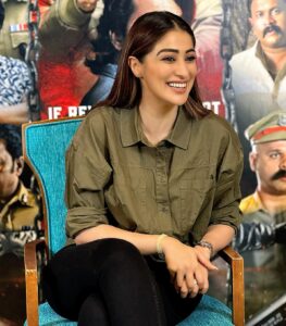 Actress Raai Laxmi HD Instagram Photos and Wallpapers June 2024