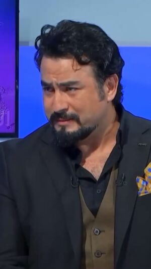 Rabie Kati Instagram - أحل ضيفا كريما أحبتي على القناة الثانية ..

للحديث عن شخصية " ميلود " والحديث ايضا عن النجاح الكاسح الذي 

حققه المسلسل الجماهيري " المكتوب " …

وللاجابة عن السؤال الذي يطرحه الجمهور المغربي بإلحاح ؛

هل سيتم إنجاز جزء ثالث من المكتوب ؟ 

الجواب … في البرنامج أحبتي الكرام … 

@rabiekati @2mtv @connexionmediama @salwazarhane @douniaboutazzout @hind__benjbara @hindsaadidioff @ayoub.abounnasr @bahraouihalima @achraf.dakhouch.roudani @hindlaakairi  @soukaina.darabil1 @soufianeaitelmajdoub1 @ouenz_art @rijimghitaatika @imanetadaout @abdelilah_moujanni @karim_brahim 
#rabie_kati #actor #shahid #mbc #aljazeera #alarabiya #actors #trending #trend #beauty #gentleman 
#ربيع_القاطي #المكتوب #لمكتوب #المغرب #الحب #الجمال #لبنان #العراق #السعودية #الامارات #القناة_الثانية #