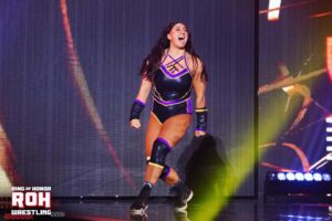 Rachael Ellering Instagram - Jobs not finished. 🐍
