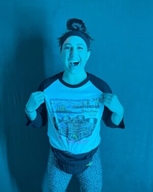 Rachael Ellering Instagram - Last nights shirt game was on point! (So was this fun photoshoot set) 
Everett, you were so lovely 🥰 on to Portland today!
•
•
Have an incredible weekend, everyone and thank you so very much for all the love and support!