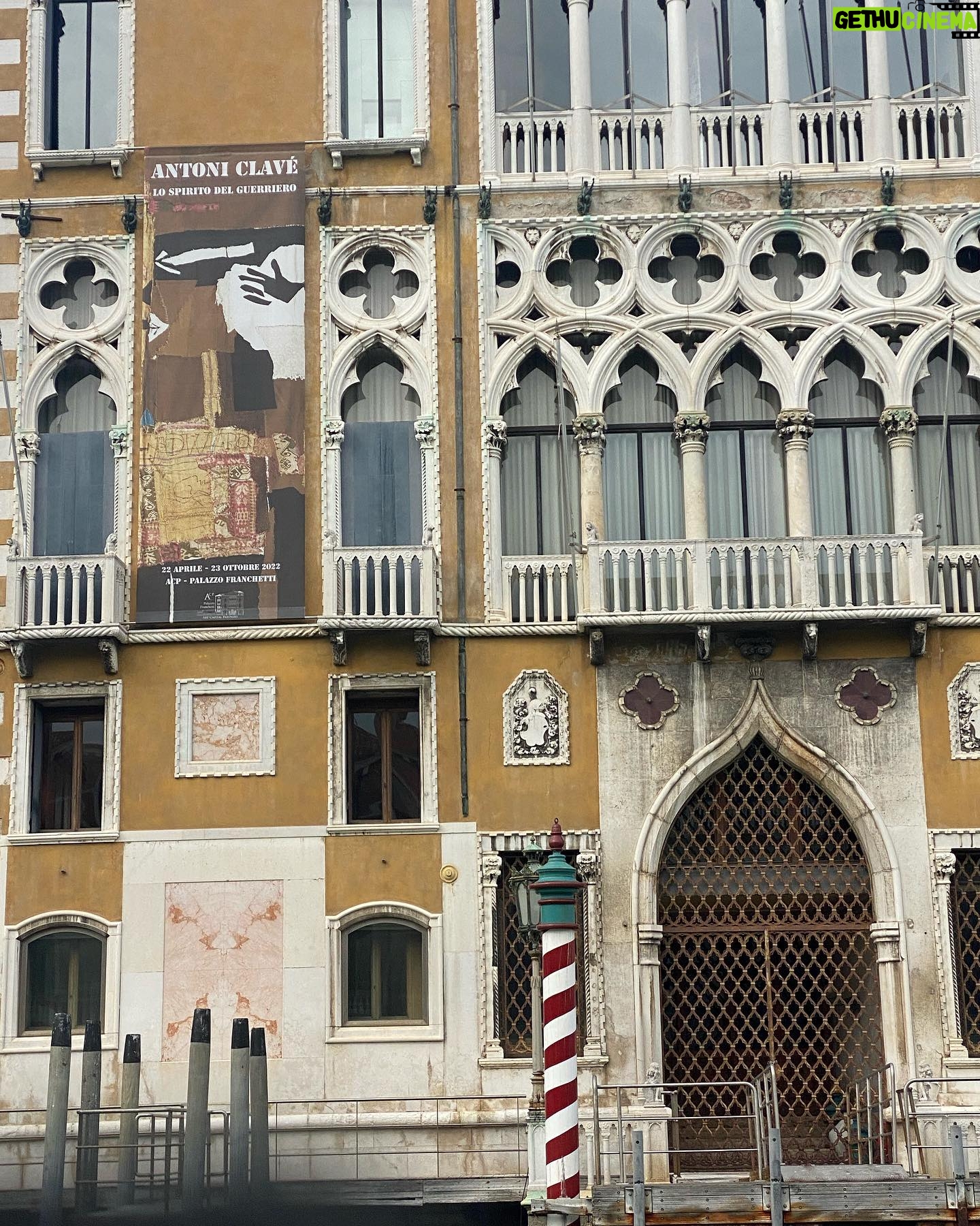 Rachel Griffiths - 817 Likes - Mop up @labiennale satursay . Last full day in Venice finding the collateral events - foundations and outlier national pavilions . Feels a lot like stakes day.....only with the water taxi .