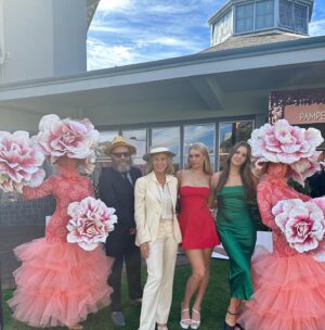 Rachel Griffiths Instagram - @royal_randwick_racecourse #schwepps stakes