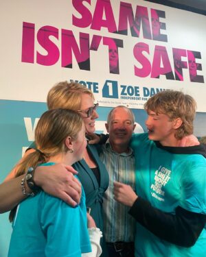 Rachel Griffiths Instagram - Extraordinary experience being in the crowd at @zoedaniel HQ tonight with thousands of volunteers who contary to Barnaby Joyce are not "selfish" to dream of a better democracy where integrity womens equality and climate change and compassion are adressed in our national policy . Congrats to all the "voices of "candidates who were elected tonight .