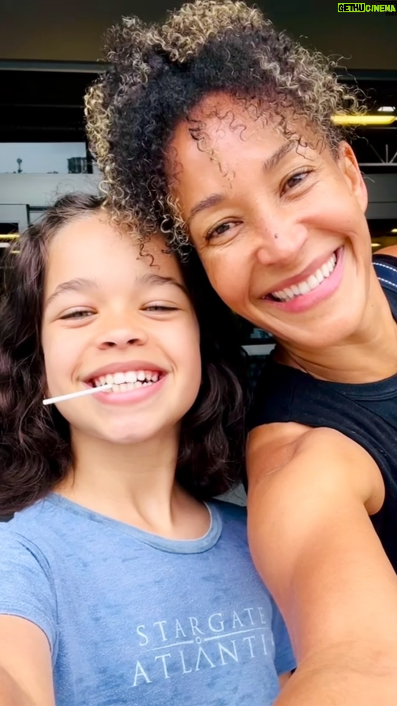 Rachel Luttrell - 690 Likes - Grocery run with my fabulous baby girl, Ridley in her favorite t-shirt.💞
#mybabygirl #ridleyashabateman #stargate ,-)