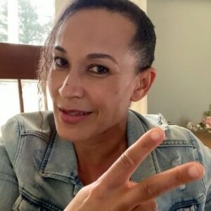 Rachel Luttrell Instagram - ⠀
Shining a light on some of the the good guys! Do what you can to lend a hand and make a difference.⠀
⠀
@halfcutorg PSS Challenge 🌳💪🏾⠀
⠀
Join my team, make your own team or donate. ⠀
We can make a difference 💚⠀
⠀
🔗Link in bio 🔗 ⠀
⠀
⠀
#Halfcut #HalfcutChallenge #PssChallenge #Sga #wecandoit