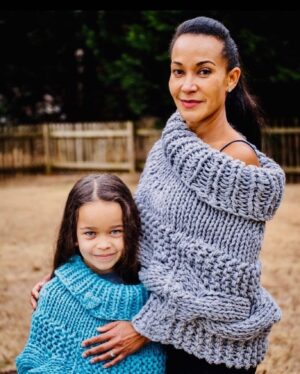 Rachel Luttrell Instagram - ⠀⠀
For all things cozy and beautiful please check out my lovely Mother-In-Law’s hand knits shop. Made with love and integrity. ❤️⠀⠀
⠀⠀
@dardars_handknits ⬅️⠀⠀
⠀⠀
(Link in bio) ⠀⠀
⠀⠀
https://www.dardarshandknits.com/shop⠀⠀
⠀⠀
⠀⠀
#family #knitting #madewithlove
