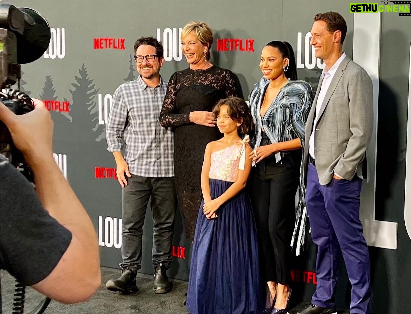 Rachel Luttrell - 748 Likes - More from last night’s red carpet with my baby❤️ ⠀
#RidleyAshaBateman #LouNetlfix #lou
⠀
⠀
⠀
⠀
#redcarpet #allisonjanney #jurneesmollett #jjabrams #loganmarshallgreen #proudmama