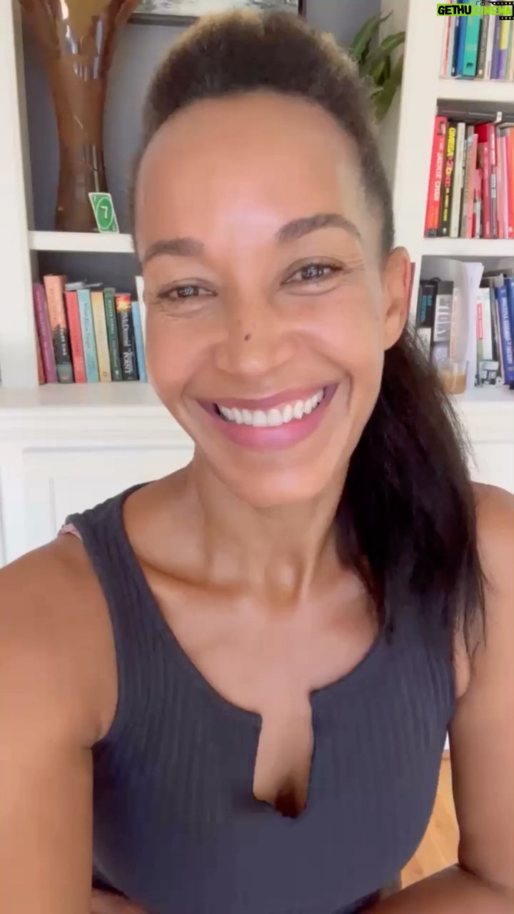 Rachel Luttrell - 1K Likes - Excited to be at Dragon Con this weekend! ⠀
⠀
⠀
🔗link in bio🔗⠀
⠀
⠀
#dragoncon #dragoncon2022 #stargateatlantis #conventions