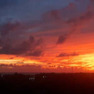 Rachel Osborne Instagram - #sunset #beautiful #settingsun #redsky #orange #photo #photography #nofilter #dodo #stunner #wow #pretty #gorgeous #travel #getaway #watchingover #goodnight #sleeptight #bedtime #bedtimeforbonzoids #sleepwell #gooddreams #dream #dreamers #color #birght #island #islandlife #clouds #sky