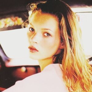 Rachel Osborne Instagram - Mood. lol
#whysoserious #pout #serious #timeless #beauty #beautiful #model #katemoss #fantastic #thatface #wowie #beautifulgirls #naturalbeauty #natural #aunatural #brit #londongirl #camerashy #throwback #lovely #prettyface #pretty #stunning #thoseeyes #thatlook