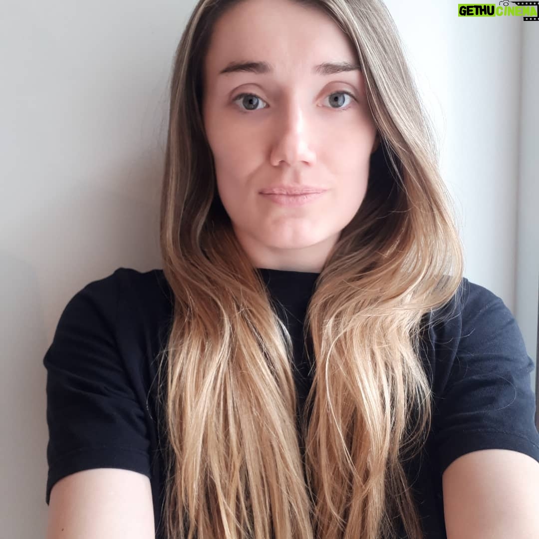 Rachel Osborne - 879 Likes - BEFORE and (swipe for)AFTER!
Little late on this haircut "reveal" ;)
But here it goes! 😘
Haircut and style by @antoine.vadacchino
Makeup by @lana_cinman
#chopchop #shorthair #loveit #salon #salondeauville #hairdresser #stylist #makeup #makeupartist #makeover #beforeandafter #hair #dirtyblond #blondshavemorefun #darkblond #actor #storyteller #montreal #montrealactor #mtlactor #stories #characters #tv #rolling #action #showbusiness #shows #blessed #lovemyjob #talentedpeeps #