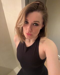 Rachel Osborne Most Liked Photos and Posts