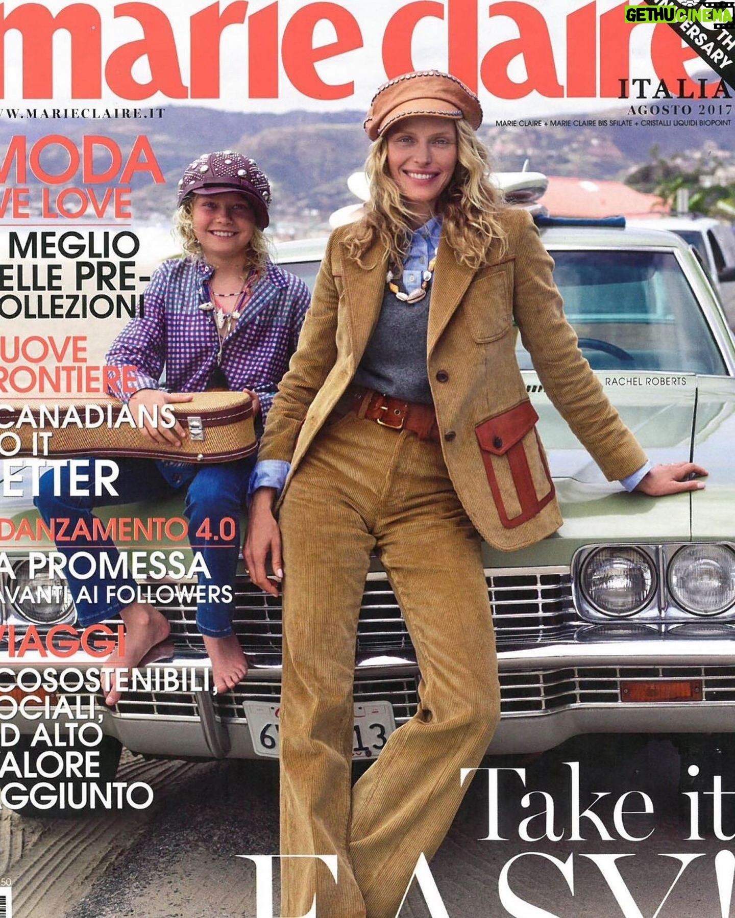Rachel Roberts - 3.2K Likes - What I would give for five minutes back here. ❤️ #takemebacktuesday
Throwback to me and mini me….one of my favorite stories. 💙#homesweethome #wishtheycouldstaylittle
——————————————
@marieclaireitalia by @mel.karch @lauras9226 @peterbutlerhair @sergiocorvacho @peter.mcclafferty
