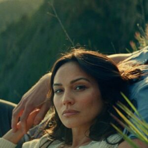 Rachelle Goulding Instagram - A beautiful collaboration on Kodak Cine Film thanks to @damien.blue ⚡️and the whole team for your vision and individual talents. Shout out to my gracious costar @willbrandt for your presence & beautiful energy. ✨🪄

Director @damien.blue
EP @andresobierne
Producer @robgiani
Prod Co @altovisuals
DP @fish_vizion
DP @masonprendergast
Gaffer @tuckerkanderson
1s AC Julian Splies
1st AC @giuseppelotempio
2nd AC @Hailey.enge
Driver @crenszn
BTS @itsmaxnichols
Talent @willbrandt @rachellegoulding
Edit ✋
Colorist @matt_osborne_color
SFX / Sound Mix @coltonjackson_12
VFX @nicholai.exe
PA @ryangrayj / @lanceclementb
Lab @fotokem_la
Rentals @cslarentals