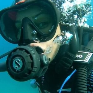 Rachelle Goulding Instagram - CALIFORNIA BABY 🌊 #scuba