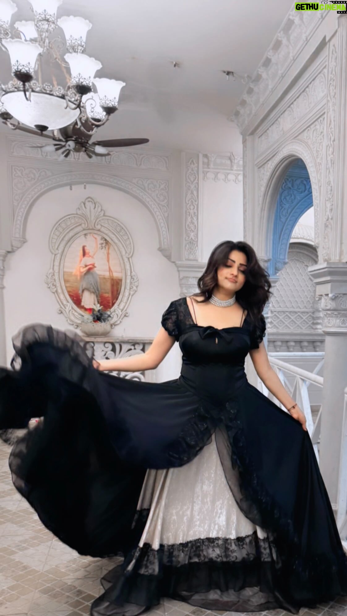 Rachita Ram - 195.8K Likes - 🖤
Photography by @paramesh_hairstylist and @nageshmakeover09 😃😉
They do multitasking when they’re with me!🫶🏻
lucky me!!!! ☺️