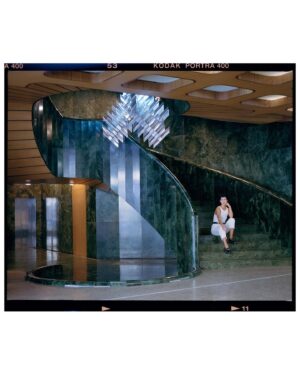 Radka Pavlovčinová Instagram - Great photoshoot with @radkapavlovcinova which we made just before her giving of the Thalia prices. The interiors of the @novascena were great for using for this purpose.

#mamiyarz67 #portra400 
#mediumformat