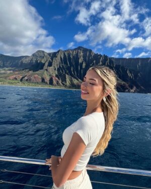 Raelynn Harper Instagram - 🛳️ @capt.andys