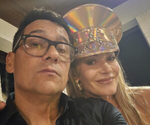 Rafael Araneda Instagram - Casi un cuarto de siglo casados mi amor !!!
Ya son 24 años de matrimonio y hoy celebramos las bodas de granito y entramos en la recta de la las bodas de plata!!!
Más allá de los símbolos y las fechas te quiero agradecer el día a día y el apoyo constante en las buenas y en las malas Marcelita. Gracias por los hijos maravillosos y por ser mi socia , mi amiga , mi otra mitad , mi media naranja y mi naranja entera !!! Te amo