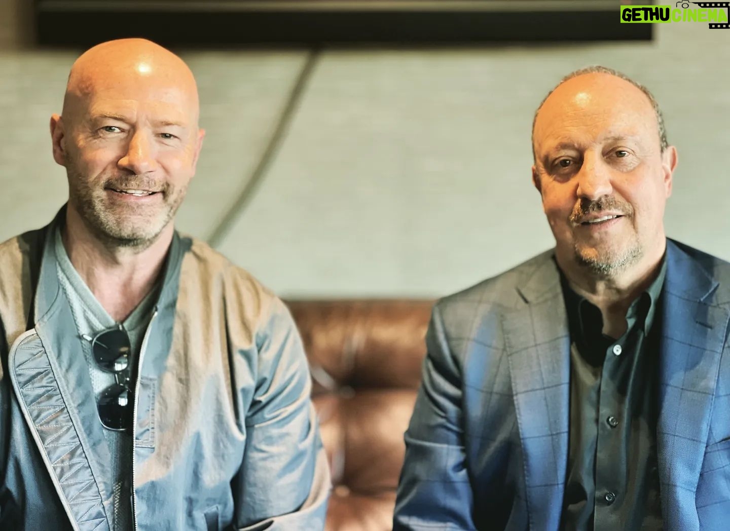 Rafael Benítez - 6.3K Likes - A great pleasure to talk with @alanshearer ,very nice chat about football with a truly expert. I hope we meet again soon.
https://t.co/CyofMAMjX4