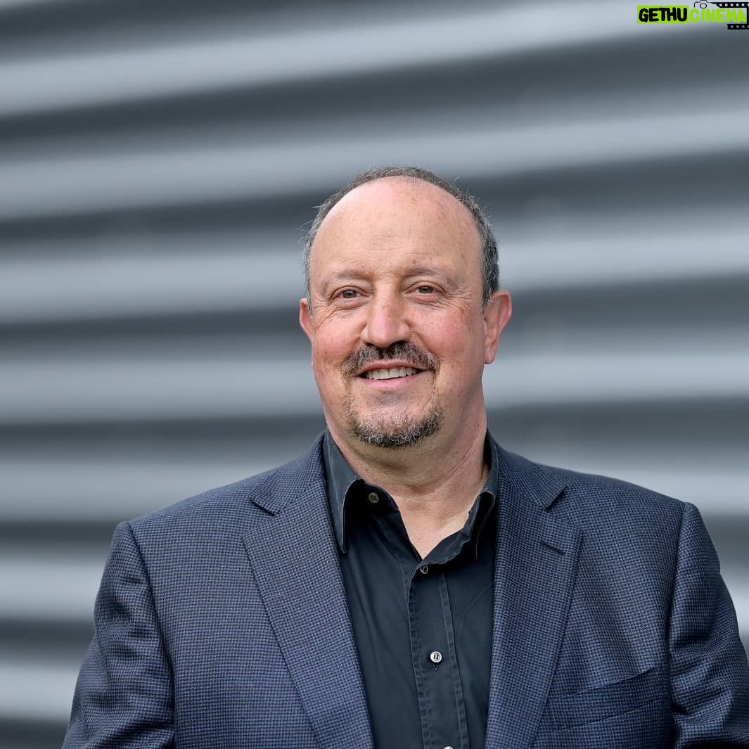 Rafael Benítez - 7.7K Likes - Photos from the last match day
#EvertonFC #AccringtonStanleyFC #TrainingMatch #Victory #COYB #NSNO