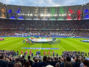 Rafael Benítez Instagram - Another two good games to watch. I had a great time in Germany, first in Hamburg and then in Berlin. 🇩🇪 

#euros #euro2024 #uefa