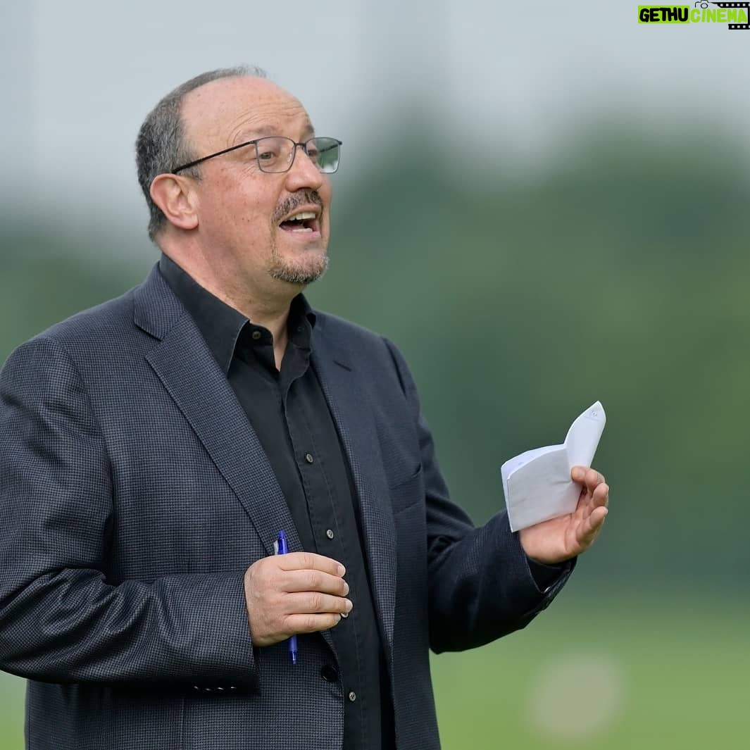 Rafael Benítez - 7.7K Likes - Photos from the last match day
#EvertonFC #AccringtonStanleyFC #TrainingMatch #Victory #COYB #NSNO