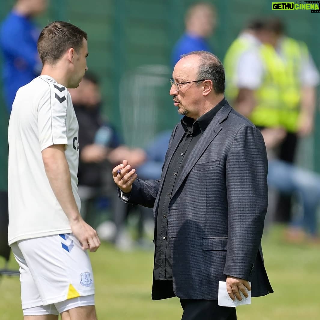 Rafael Benítez - 7.7K Likes - Photos from the last match day
#EvertonFC #AccringtonStanleyFC #TrainingMatch #Victory #COYB #NSNO