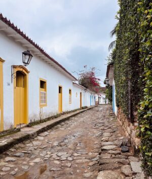 Rafael Gevú Instagram - Ruas de Paraty… 💙