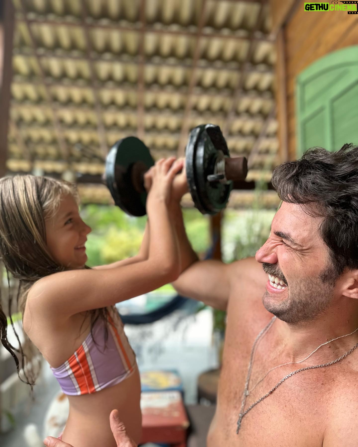 Rafael Queiroz - 3.7K Likes - Final de semana de maromba e afeto!❤️
Uma linda semana pra gente.
@joseloreto 🌹
#davierosa