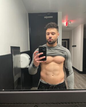 Rafael Silva Instagram - myght dump on u